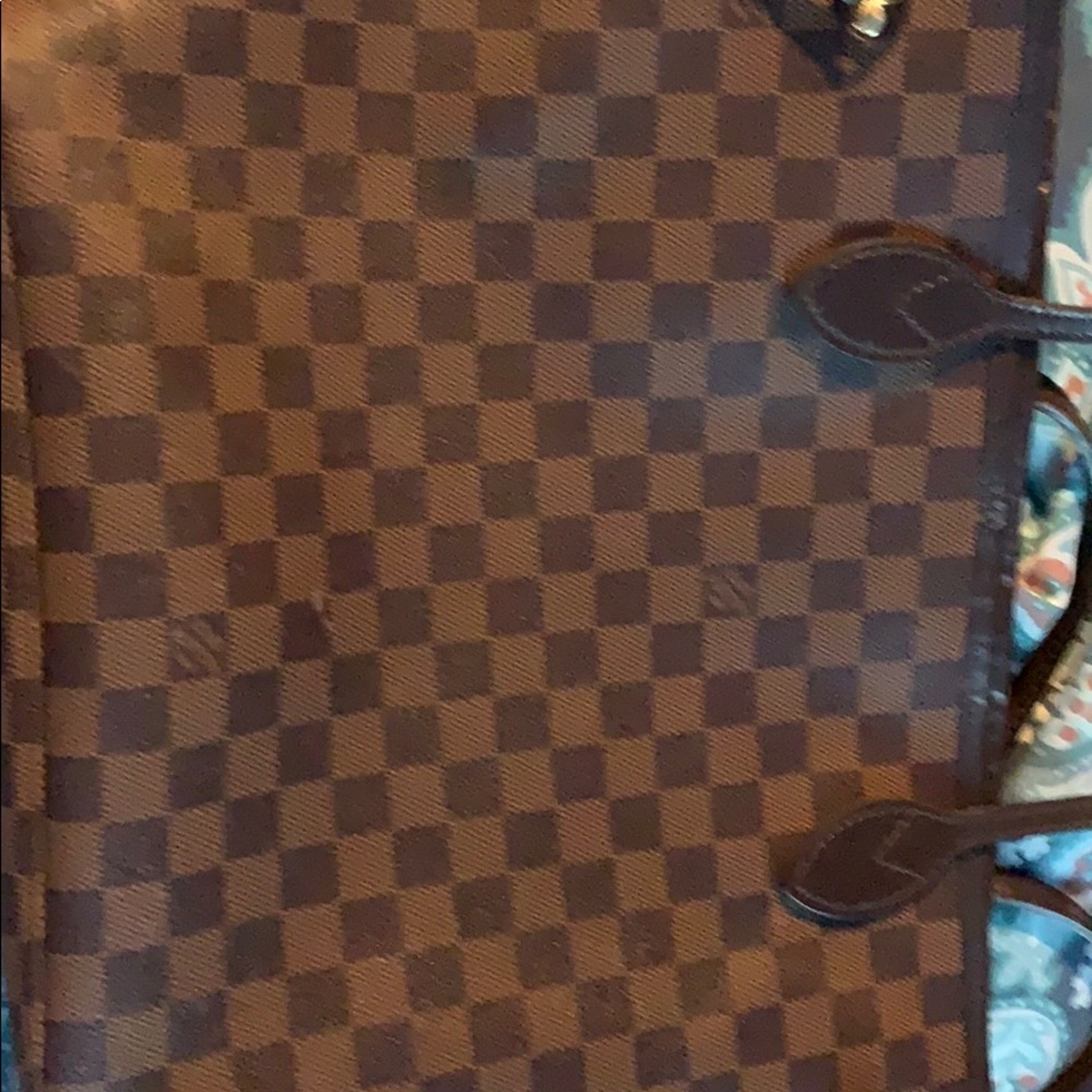 Never Full PM Authentic